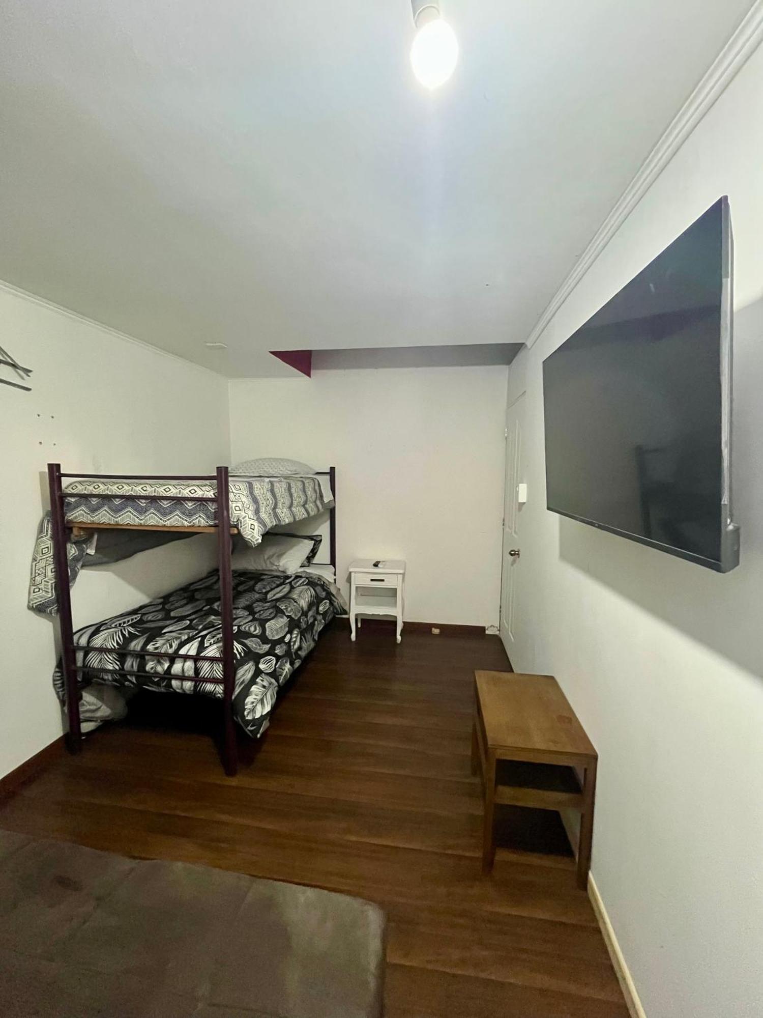 Hostel Tu Espacio Re - Habitaciones Cerca Del Aeropuerto Σαντιάγκο Εξωτερικό φωτογραφία